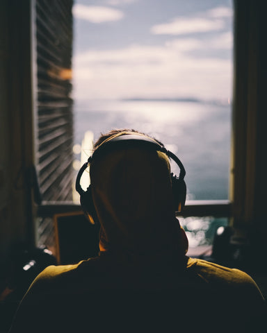 10 Best Ocean-Themed Podcasts
